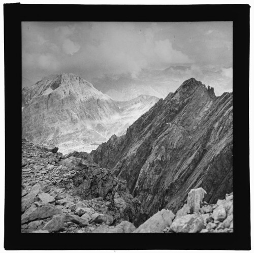 [Eine Bergtour von Schröcken über Braunarlspitze, Butzensee, Körbersee, Widderstein nach Warth]