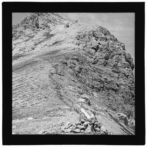 [Eine Bergtour von Schröcken über Braunarlspitze, Butzensee, Körbersee, Widderstein nach Warth]