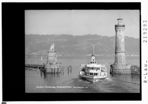 Lindau im Bodensee / Hafeneinfahrt