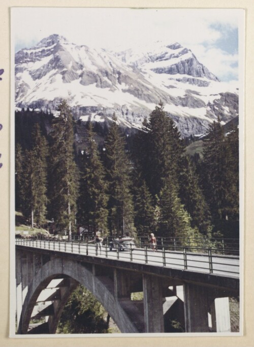 [Tannbergbrücke mit Juppenspitze und Mohnenfluh]