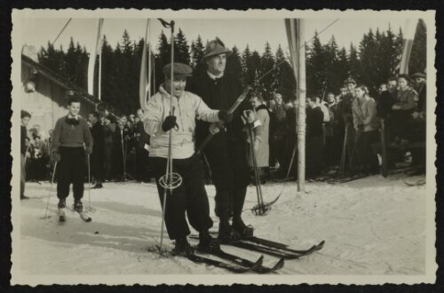 [Norbert Bertolini beim Skiliftfahren]