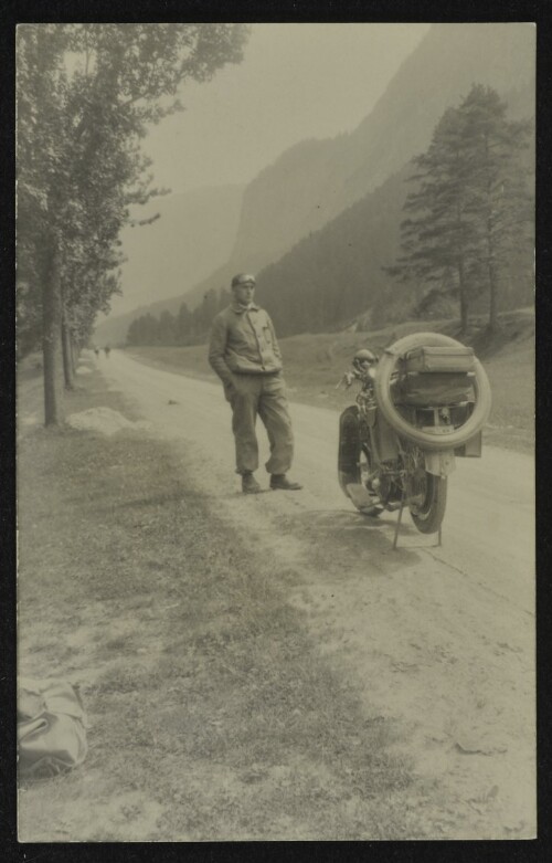 [Norbert Bertolini beim Motorradfahren]