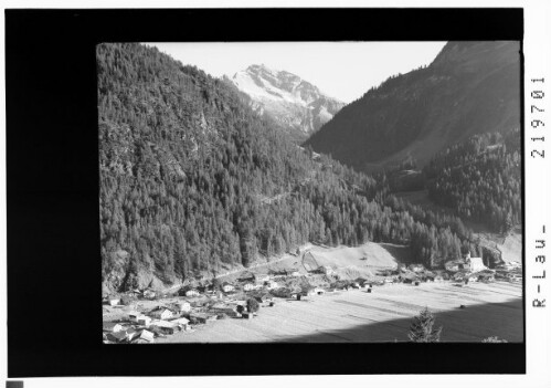 Steeg im Lechtal 1122 m mit Fallesinspitze 2768 m