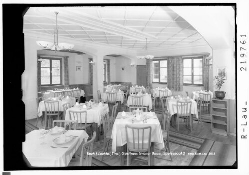 Bach im Lechtal, Tirol, Gasthaus Grüner Baum, Speisesaal : [Speisesaal im Gasthaus grüner Baum in Bach]