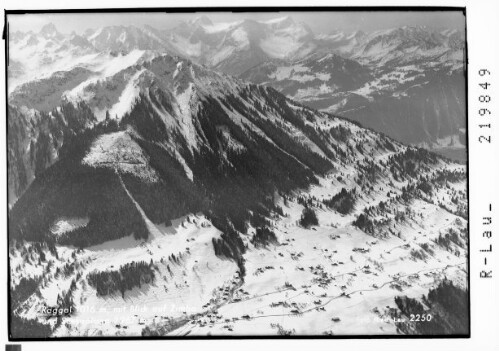 Raggal 1016 m mit Blick auf Zimba und Scesaplana 2967 m