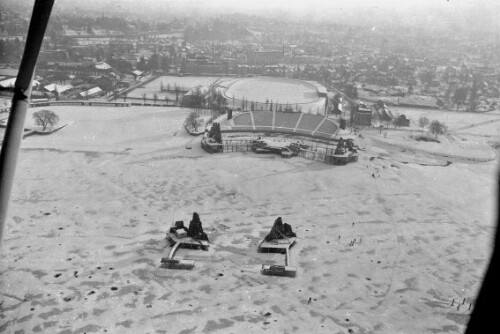 Bregenzer Seebühne während der Seegfrörne