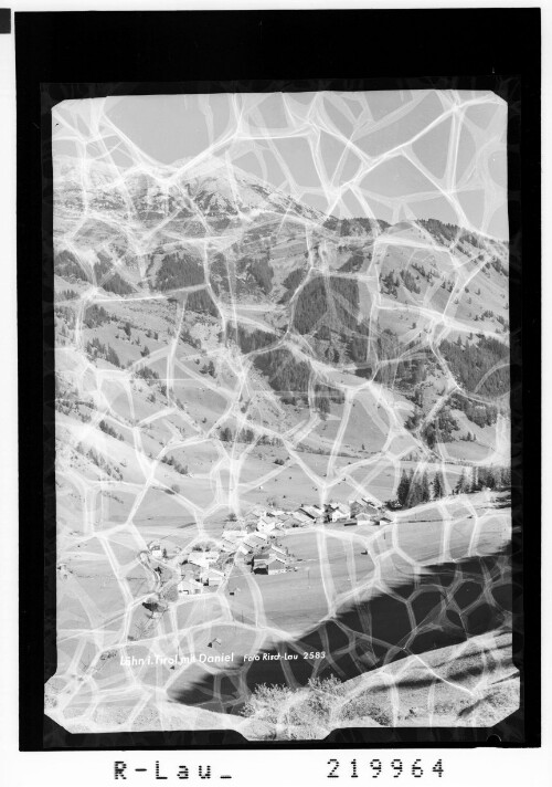 Lähn in Tirol mit Daniel : [Lähn bei Bichlbach im Ausserfern gegen Upsspitze]