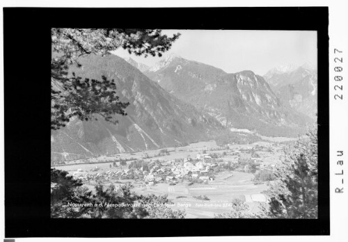 Nassereith an der Fernpaßstrasse gegen Lechtaler Berge