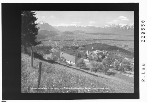 Sonnenheilstätte Viktorsberg mit Rheintal und Schweizer Berge