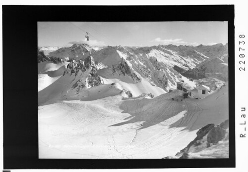 Station Vallugagrat mit Gipfelbahn und Ferwallgruppe