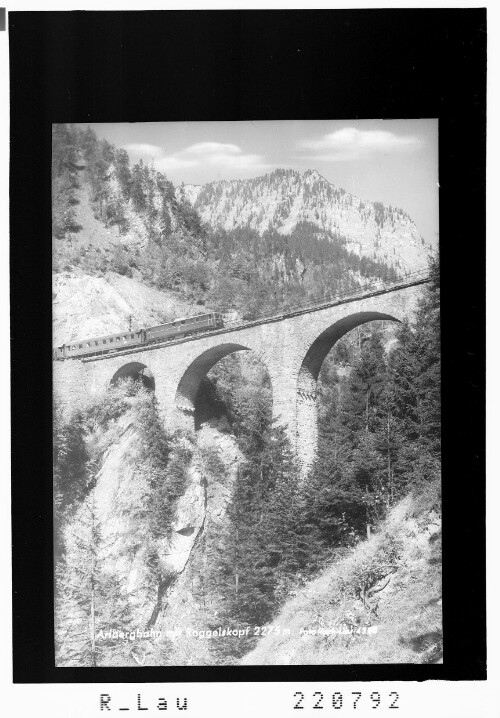 Arlbergbahn mit Roggelskopf : [Arlbergbahn im Klostertal]