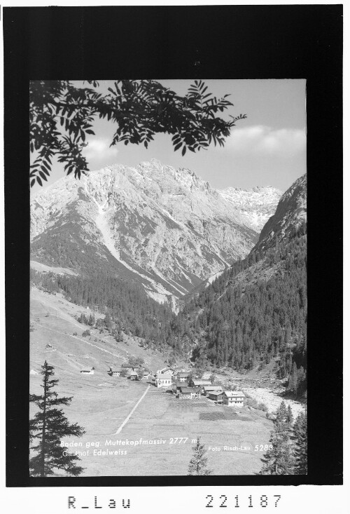 Boden gegen Muttekopfmassiv 2777 m