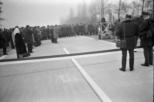 Eröffnung der Rheinbrücke Feldkirch-Bangs nach Lienz-Rüthi