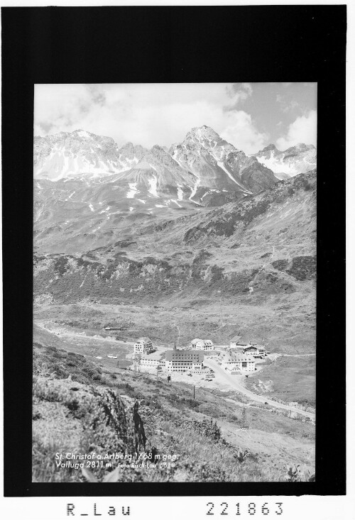 St.Christoph am Arlberg 1768 m gegen Valluga 2811