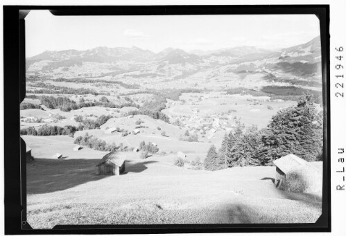 [Schwarzenberg im Bregenzerwald gegen Hochgrat]