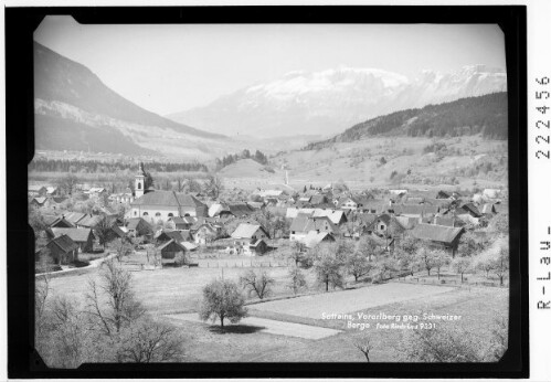 Satteins / Vorarlberg gegen Schweizer Berge