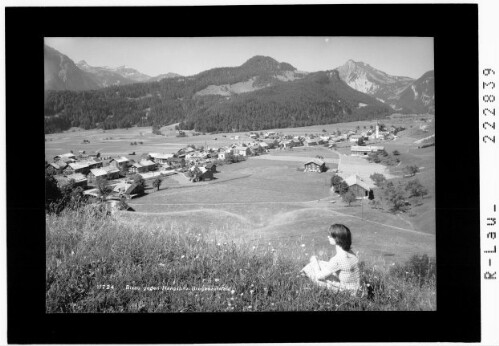 Bizau gegen Hangspitze / Bregenzerwald : [Bizau gegen Damülser Mittagspitze und Hangspitze]