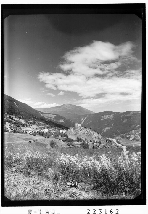 [Ladis mit Burg Laudegg gegen Glanderspitze / Tirol]