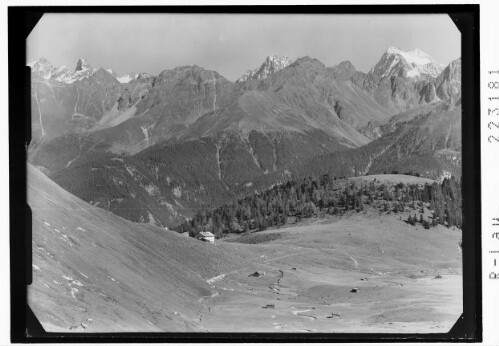 [Kölner Haus im Komperdell gegen Glockturmkamm und Kaunergrat mit Rofelewand - Verpeilspitze und Watzespitze]