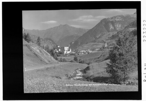 Schloss Naudersberg mit Nauders in Tirol