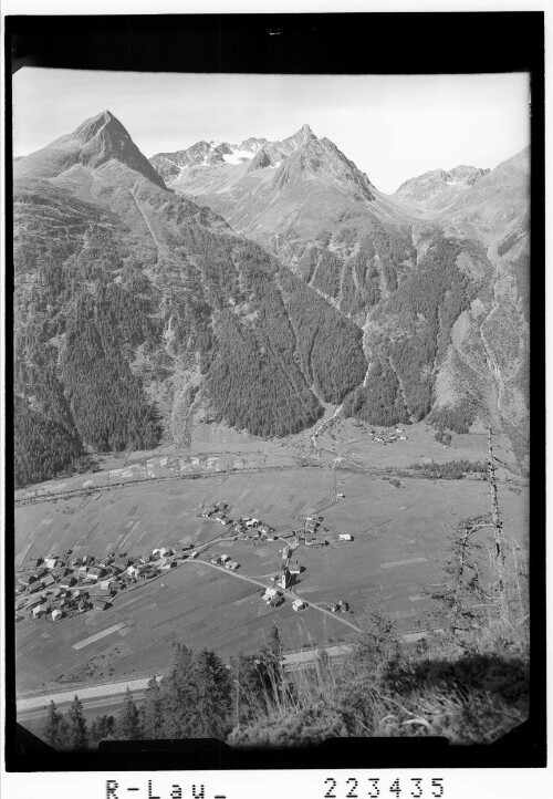 [Huben im Ötztal gegen Hahlkogel und Wilde Geige]