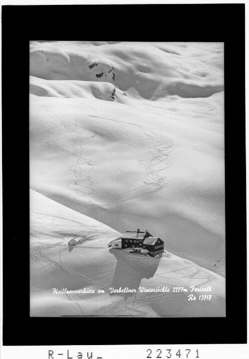 Heilbronnerhütte am Verbellner Winterjöchle 2277 m