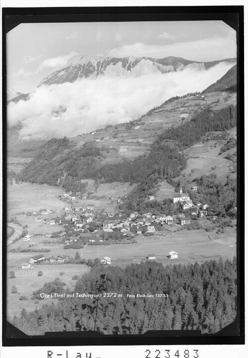 Ötz in Tirol mit Tschirgant 2372 m