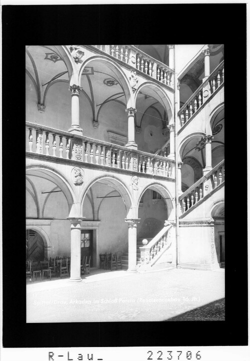 Spittal an der Drau / Arkaden im Schloss Porcia