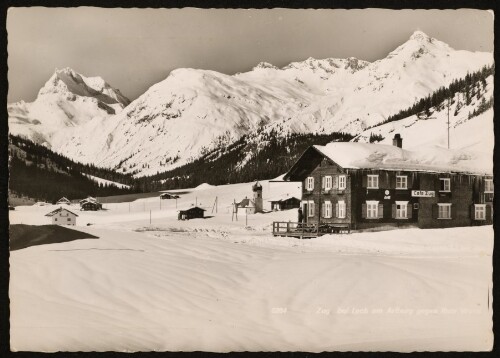 Zug bei Lech am Arlberg gegen Rote Wand