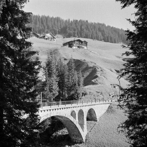 Warth, Brücke