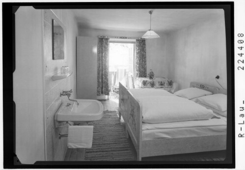 [Fremdenzimmer im Gasthaus Fischer im Schmirnertal / Tirol]