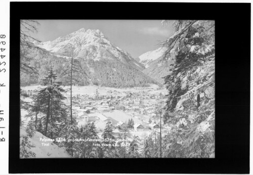 Fulpmes 935 m gegen Ampferstein 2525 m / Stubaital