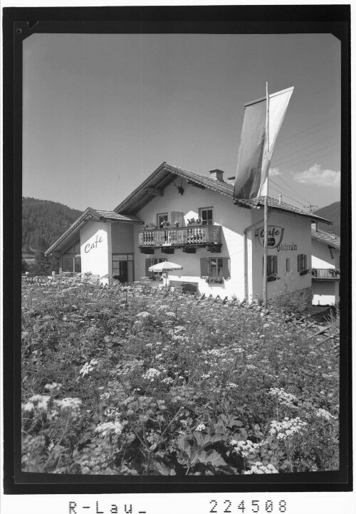 [Cafe Bacheralm bei Steinach am Brenner / Tirol]