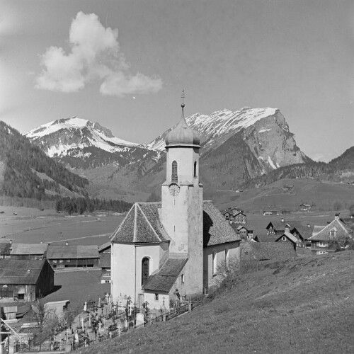 Schoppernau, Kirche St. Philippus und Jakobus