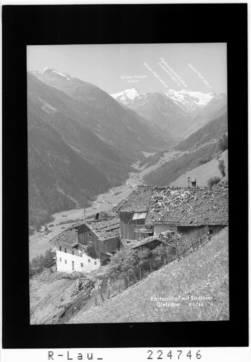 Kartnallhof mit Stubaier Gletscher