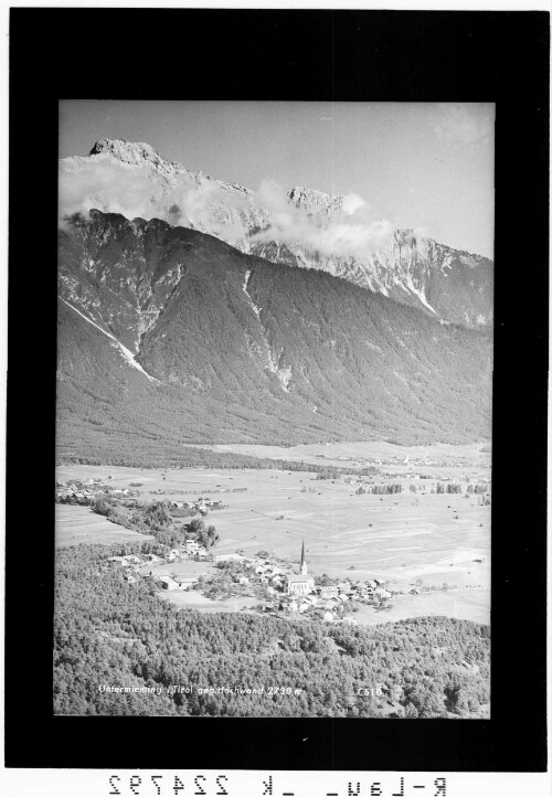 Untermieming in Tirol gegen Hochwand 2730 m