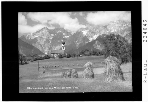 Obermieming in Tirol gegen Mieminger Kette