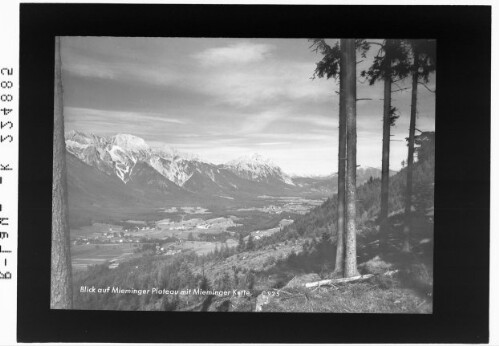 Blick auf Mieminger Plateau mit Mieminger Kette