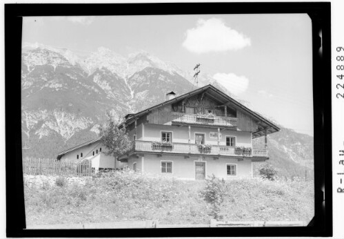 [Leutasch - Klamm / Haus Almfriede gegen Gehrenspitze / Tirol]