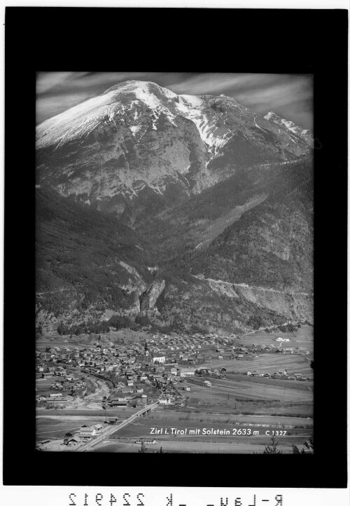 Zirl in Tirol mit Solstein 2633 m