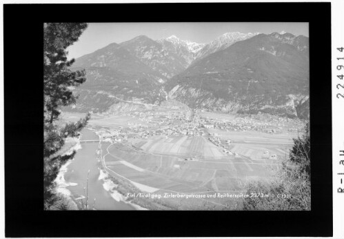 Zirl / Tirol gegen Zirlerbergstrasse und Reitherspitze 2373 m