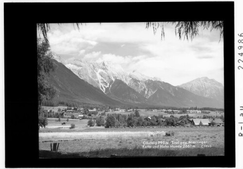 Obsteig 995 m / Tirol gegen Mieminger Kette und Hohe Munde 2661 m : [Obsteig gegen Mieminger Kette mit Hoher Munde]