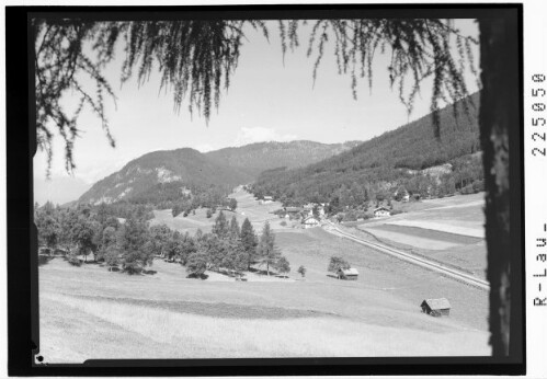 [Leithen bei Reith gegen Mieminger Gebirge / Tirol]