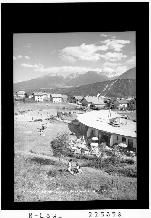 Zirl 622 m / Schwimmbad gegen Kalkkögel / Tirol