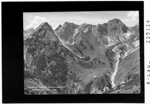 Leutasch / Blick auf Steinernes Hüttl im Gaistal / Tirol