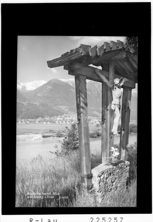 Motiv im Inntal / Blick auf Inzing in Tirol