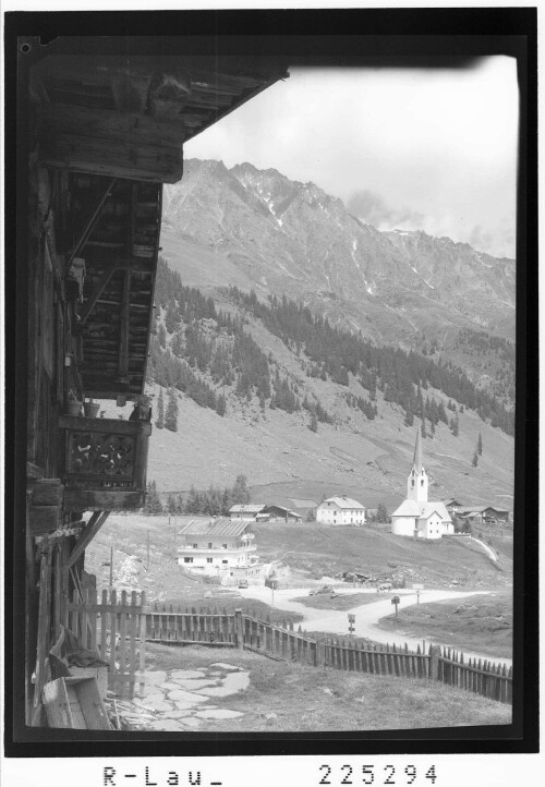 [St. Sigmund im Sellrain gegen Peiderspitze / Tirol]