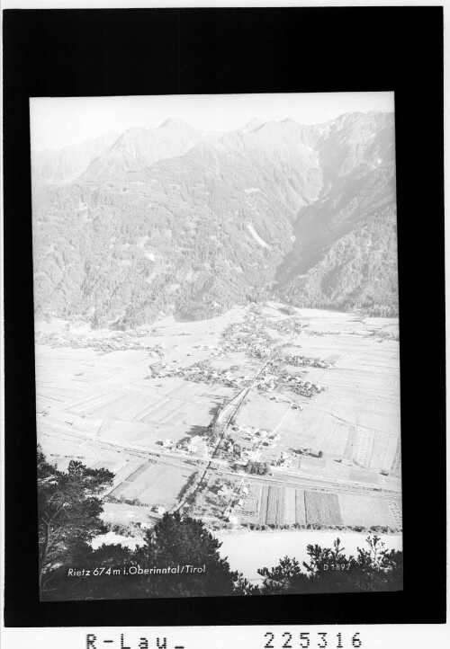 Rietz 674 m im Oberinntal / Tirol
