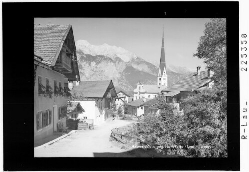 Axams 878 m gegen Nordkette / Tirol