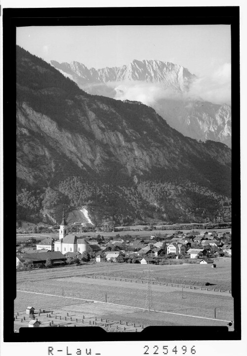 [Silz gegen Mitterspitzen und Hochplattig / Tirol]